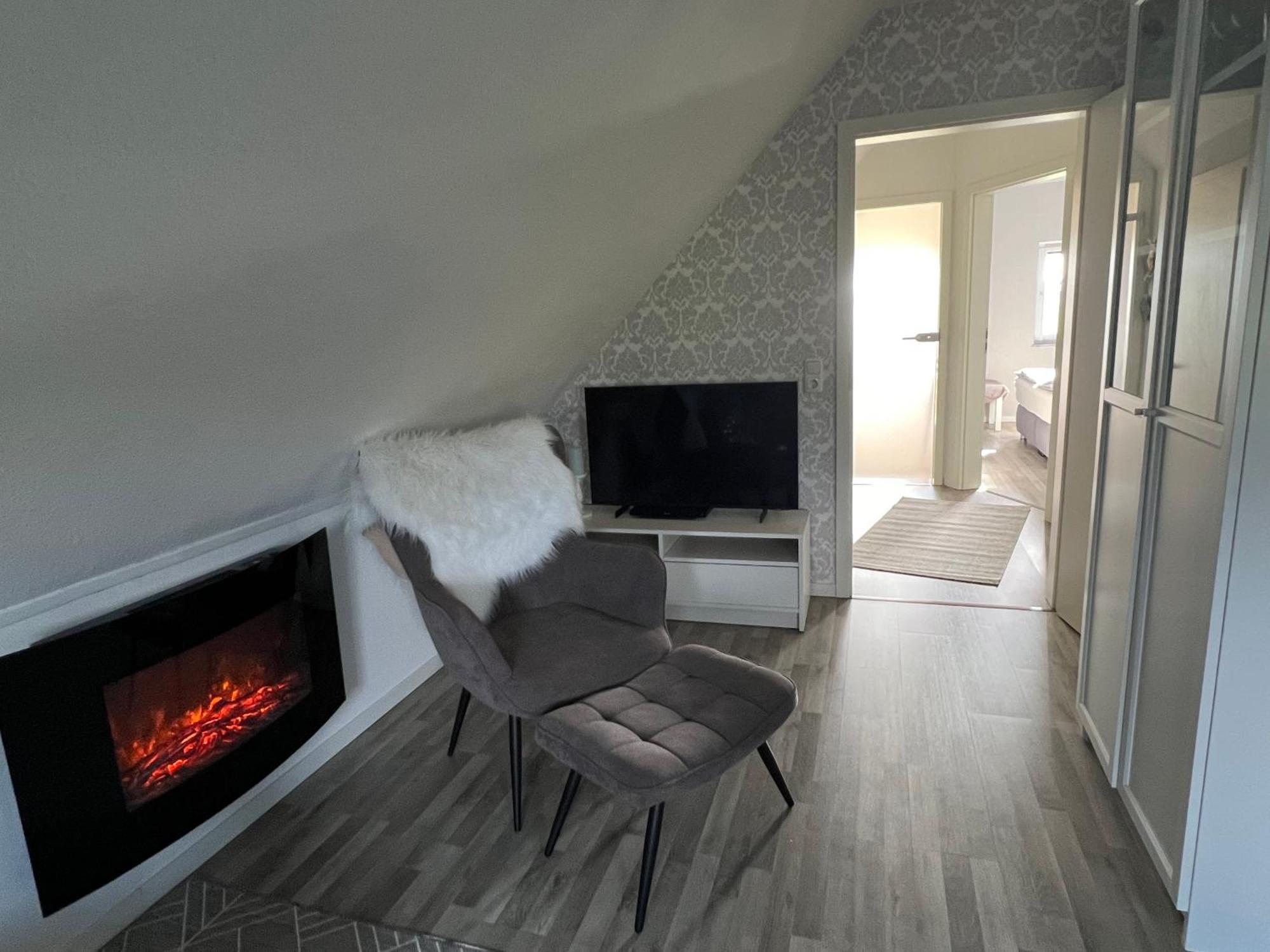 Ferienwohnung Haus Moorblick Mit Garten In Kanallage Wiesmoor Buitenkant foto